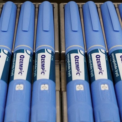 Canetas de Ozempic em linha de produção da Novo Nordisk na Dinamarca - 26/9/2023 (Foto: REUTERS...