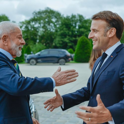 Presidente da República, Luiz Inácio Lula da Silva e Presidente da França, Emmanuel Macron, du...