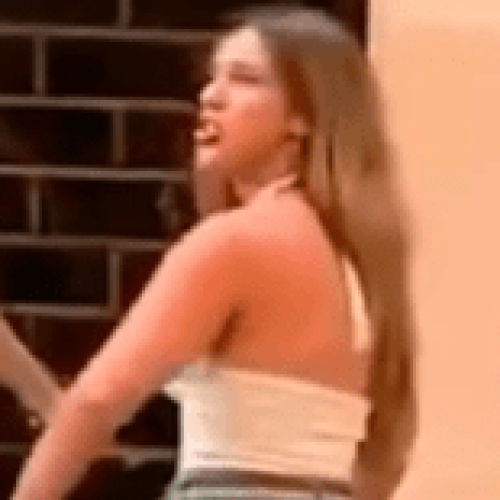 Argentina tem passaporte apreendido após ofensas racistas em Ipanema — Foto: Reprodução/TV